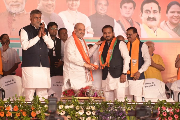 कांग्रेस के कार्यवाहक जिलाध्यक्ष और आदिवासी प्रकोष्ठ के कार्यवाहक अध्यक्ष ने ली भाजपा की सदस्यता