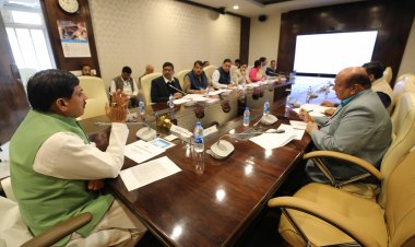 राजस्व विभाग के मैदानी अमले की जवाबदेही सुनिश्चित हो : डॉ. यादव