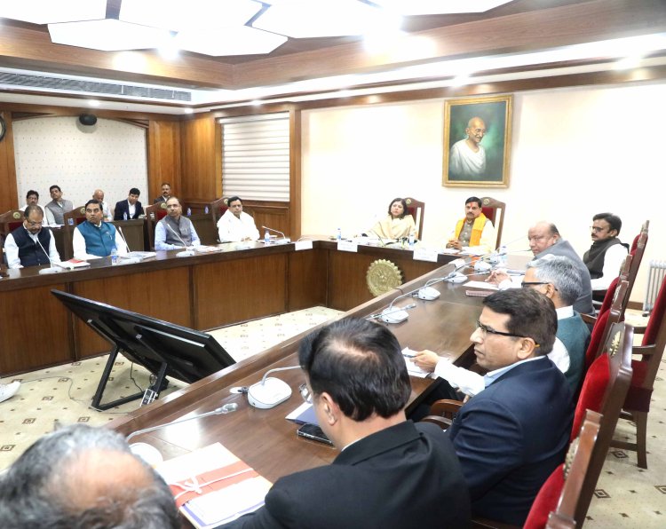 मध्य प्रदेश के मुख्यमंत्री डॉ मोहन यादव की पहली कैबिनेट बैठक में लिए गए कई महत्वपूर्ण निर्णय