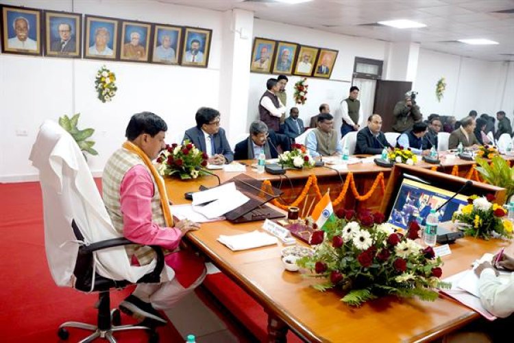 प्रदेश के सभी जिलों को एयर एंबुलेंस सुविधा दिलाने के लिए होगी पहल