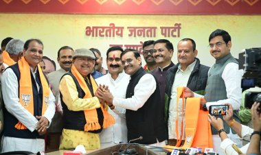 पूर्व मंडी उपाध्यक्ष एवं जनपद अध्यक्ष सहित आधा दर्जन नेताओं ने भाजपा की सदस्यता ग्रहण की