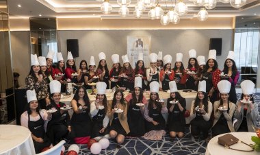 कोर्टयार्ड बाय मैरियट में भोपाल वीमेन हब मेम्‍बर्स ने सीखा पेस्‍ट्री और बेकरी आइटम बनाना