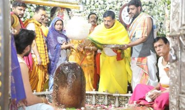 महाशिवरात्रि पर मुख्यमंत्री डॉ. यादव ने की भगवान महाकाल की पूजा-अर्चना