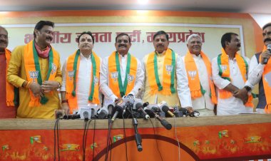 कांग्रेस को लगा बड़ा झटका, कांग्रेस से भिण्ड के पूर्व सांसद श्री रामलखन सिंह सहित कई कांग्रेस के बड़े नेता भाजपा में शामिल