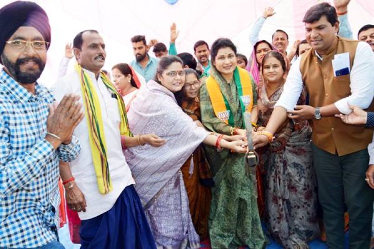 मिसरोद में लाखों रुपए के विकास कार्यों का राज्यमंत्री श्रीमती कृष्णा गौर ने किया भूमिपूजन