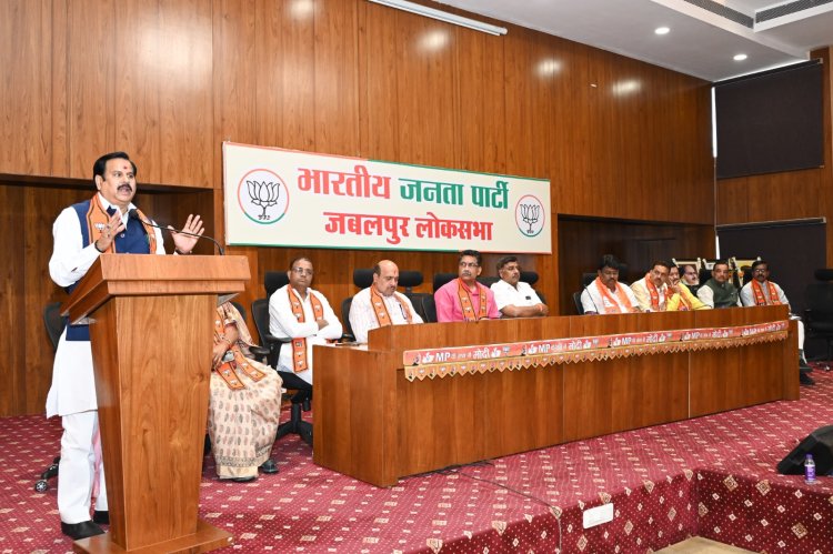 दुश्मनों को घर में घुसकर मारने वाले देश की छवि बनी भारत की - डॉ. महेंद्र सिंह 