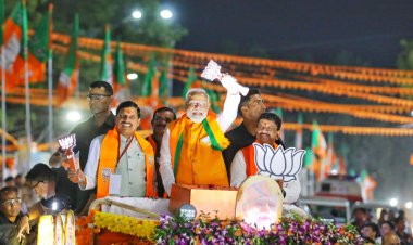 प्रधानमंत्री श्री नरेंद्र मोदी जी ने भोपाल में भाजपा प्रत्याशी के समर्थन में किया रोड-शो