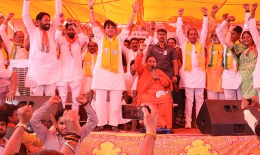 कांग्रेस इस लायक नहीं कि उसके बारे में कुछ बोला जाए  - सुश्री उमा भारती