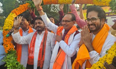 बंगाल में ममता दीदी और टीएमसी पर जमकर गरजे शिवराज