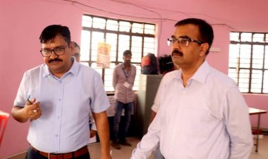 मुख्य निर्वाचन पदाधिकारी श्री राजन ने सीहोर में मतगणना स्थल और स्ट्रांग रूम का किया निरीक्षण