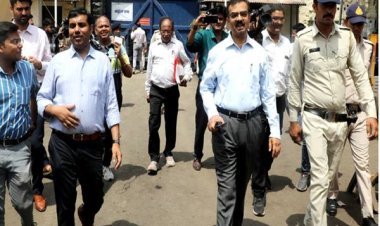 मुख्य निर्वाचन पदाधिकारी श्री राजन ने भोपाल के पुरानी केंद्रीय जेल स्थित मतगणना स्थल का किया निरीक्षण