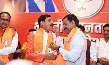 भाजपा कार्यालय में मना विजय उत्सव