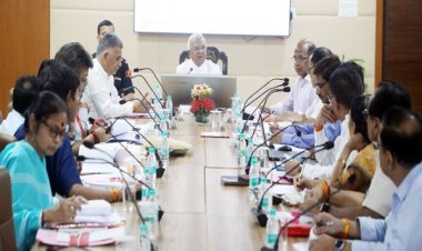 अंकसूची और डिग्री वितरण की कार्रवाई त्वरित गति से करें : श्री मंगुभाई पटेल