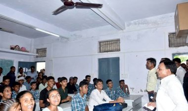 सभी बच्चे अच्छे से पढ़ाई कर माता-पिता के साथ देश और प्रदेश का नाम रोशन करें: उप मुख्यमंत्री श्री देवड़ा