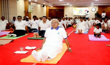 शरीर, मन और आत्मा को संतुलित रखने योग ज़रूरी - श्री मंगुभाई पटेल