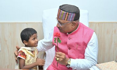 रायपुर : जनदर्शन : मुख्यमंत्री की संवेदनशीलता से एक सप्ताह के भीतर 5 वर्षीय नूतन की आंख का हुआ इलाज