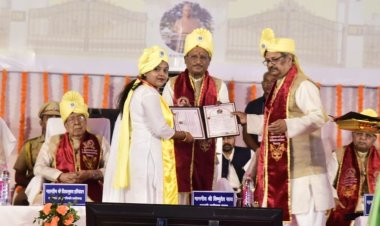 रायपुर : विद्यार्थियों की उपलब्धियां, कठिन परिश्रम, समर्पण, शैक्षणिक उत्कृष्टता का प्रमाण : राज्यपाल श्री विश्व भूषण हरिचंदन