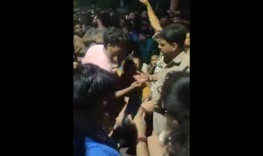 Delhi Coaching Incident: राजेंद्र नगर कोचिंग हादसे के बाद फिर विवादों में आया ये पुलिस अफसर,  स्टूडेंट्स को भड़काने का लगा आरोप