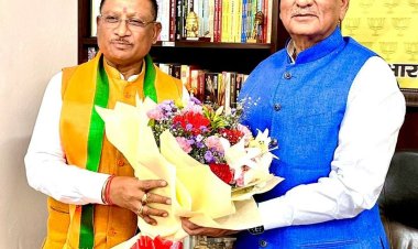 रायपुर : मुख्यमंत्री श्री विष्णुदेव साय ने सिक्किम के नव नियुक्त राज्यपाल श्री ओमप्रकाश माथुर को नई दिल्ली में दी बधाई