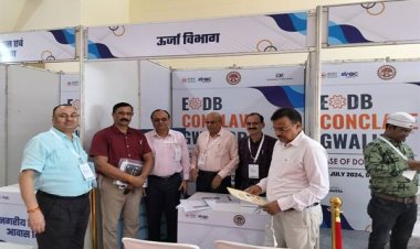 ग्वालियर में "इज ऑफ डूइंग बिजनेस कान्क्लेव एंड क्लिनिक" हुई संपन्न