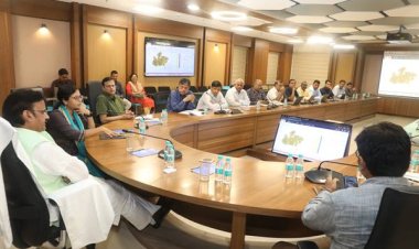 सघन स्क्रीनिंग कर रोगों का प्रारंभिक अवस्था में ही उपचार सुनिश्चित करें: उप-मुख्यमंत्री श्री शुक्ल