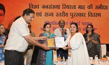 परिवार कल्याण कार्यक्रम में उत्कृष्ट कार्य पर आशा कार्यकर्ता, एएनएम और अन्य सेवाप्रदाता पुरस्कृत