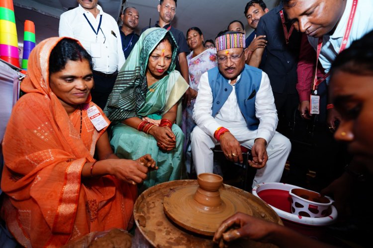 रायपुर : ऐसे ही गढ़ेंगे विकसित छत्तीसगढ़ का रूप....