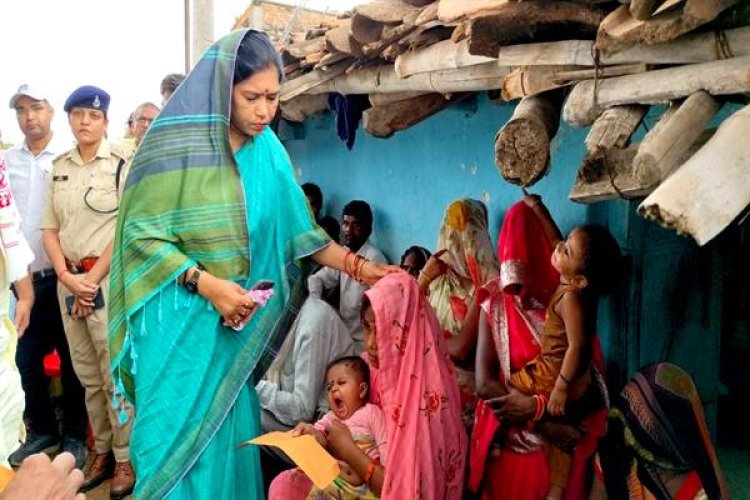 पंचायत राज्यमंत्री ने सूरत दुर्घटना में मृतकों के परिजन से भेंट कर शोक संवेदना व्यक्त की