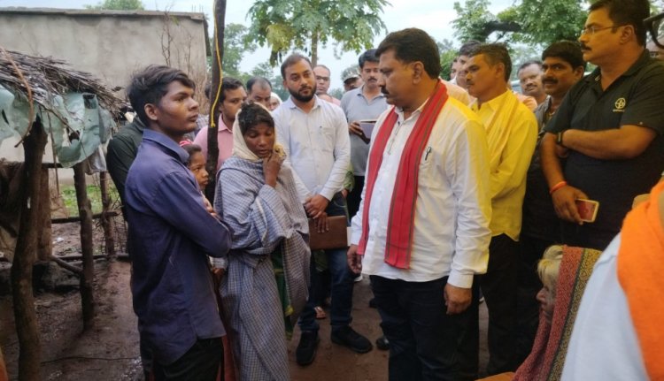 रायपुर : बैगा बाहुल्य गांवों में डायरिया, मलेरिया और मौसमी बीमारियों रोकथाम के लिए प्रभावी कार्ययोजना तैयार करें-उपमुख्यमंत्री श्री विजय शर्मा