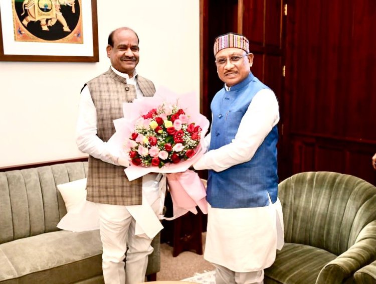 रायपुर : मुख्यमंत्री श्री विष्णुदेव साय ने लोक सभा अध्यक्ष श्री ओम बिड़ला से नई दिल्ली में महत्वपूर्ण मुलाक़ात