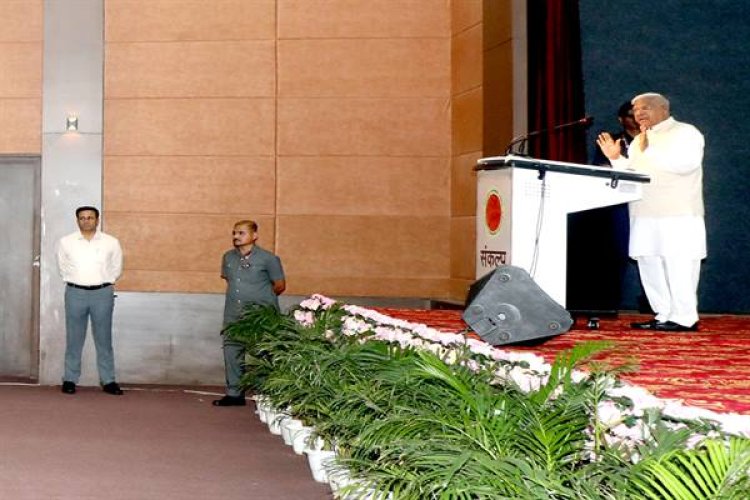 अपनी योग्यता का जनहित और देशहित में करें उपयोग : राज्यपाल श्री पटेल