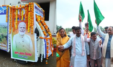 रायपुर : मुख्यमंत्री श्री विष्णुदेव साय ने जल शक्ति अभियान के जागरूकता वाहन को हरी झंडी दिखाकर किया रवाना