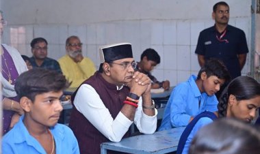 मंत्री श्री सारंग ने किया शा. नवीन उ. मा. विद्यालय सेमरा का औचक निरीक्षण