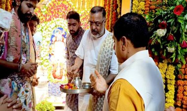 मुख्यमंत्री डॉ. यादव ने जन्माष्टमी पर गोपाल मंदिर पहुंचकर द्वारकाधीश भगवान श्रीकृष्ण के किए दर्शन