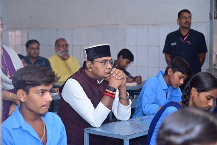 मंत्री श्री सारंग ने किया शा. नवीन उ. मा. विद्यालय सेमरा का औचक निरीक्षण