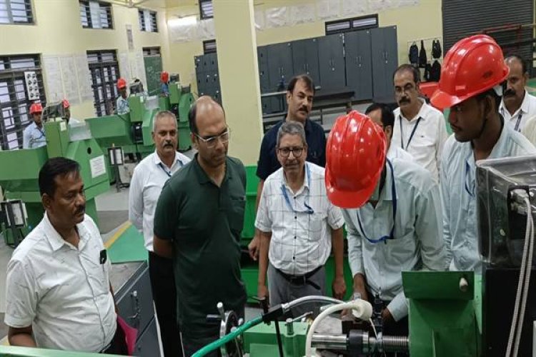 सचिव कौशल विकास श्री राजेन्द्रन ने औद्योगिक प्रशिक्षण संस्थान सागर का किया निरीक्षण