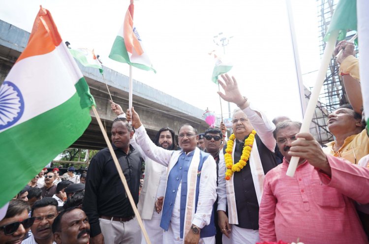 रायपुर : मुख्यमंत्री श्री विष्णु देव साय आज राजनांदगांव में तिरंगा रैली में हुए शामिल