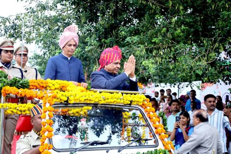 उप मुख्यमंत्री श्री देवड़ा ने जबलपुर में किया ध्वजारोहण