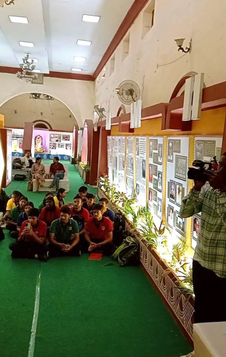 रायपुर : जनसम्पर्क की छायाचित्र प्रदर्शनी बनी आकर्षण का केन्द्र