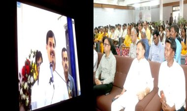 गुरू की जीवन में महत्वपूर्ण भूमिका - मुख्यमंत्री डॉ. यादव