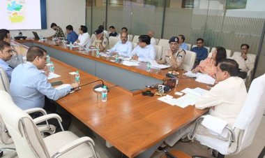 अतिवर्षा और बाढ़ की स्थिति को देखते हुए अधिकारी-कर्मचारी अवकाश पर नहीं जाए - मुख्यमंत्री डॉ. यादव