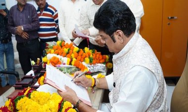 खाद्य मंत्री श्री राजपूत ने वेयर-हाउसिंग और सिविल सप्लाइज कॉर्पोरेशन के अध्यक्ष का पदभार ग्रहण किया