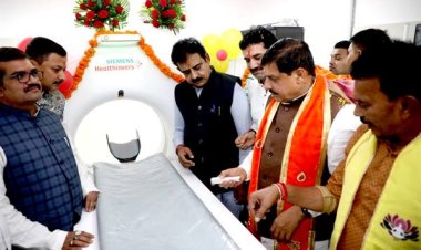 मुख्यमंत्री डॉ. यादव ने इंदौर में अत्याधुनिक 128 स्लाइस सी.टी. स्कैन मशीन का लोकार्पण किया