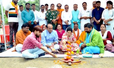 राज्य मंत्री श्रीमती गौर ने अवधपुरी मंडल में 21 लाख के कार्यों का किया भूमि-पूजन