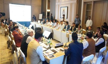 मुख्यमंत्री डॉ. यादव ने कोलकाता में निवेशकों के साथ की राउंड टेबल मीटिंग