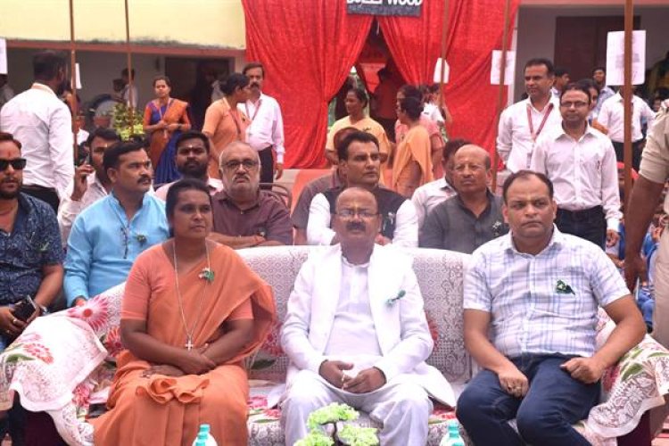 विद्यार्थियों को संस्कारवान बनाने शिक्षक करें प्रयास : राज्यमंत्री श्री जायसवाल