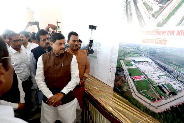 इंदौर में एयरपोर्ट की तर्ज पर बन रहे सर्वसुविधायुक्त एवं वातानुकूलित अंतर्राज्यीय बस टर्मिनल दिसम्बर माह में होगा शुरू - मुख्यमंत्री डॉ. यादव