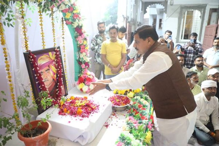 मुख्यमंत्री डॉ. यादव बडिया कीमा गाँव पहुँचे और स्व. छत्रपाल सिंह को दी श्रद्धांजलि