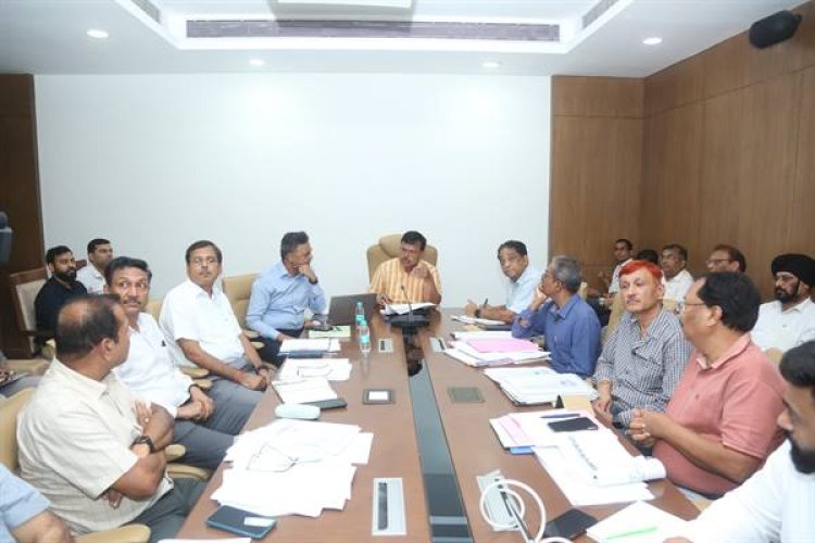 आगामी रबी सीजन में किसानों के लिए हो बिजली की पर्याप्त उपलब्धता