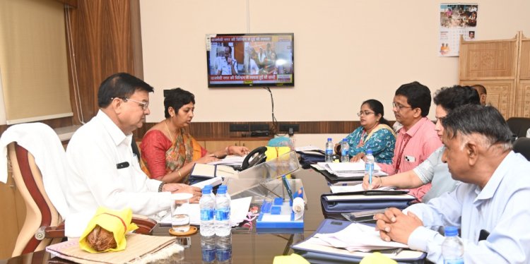 रायपुर : अब डिस्पेंसरी मजदूरों को सीधे विशेषज्ञ हॉस्पिटल में कर सकेंगे रेफर, श्रम मंत्री ने दिए निर्देश